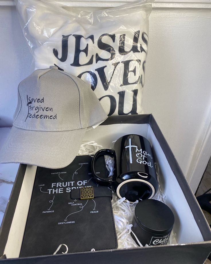 25+ Best Christmas Gift Ideas For The Year 2026